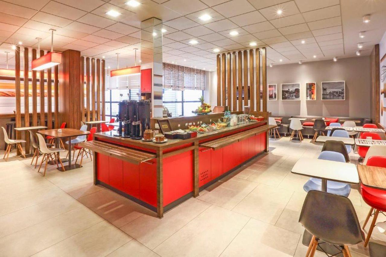 Ibis Buenos Aires Obelisco Hotel Bagian luar foto
