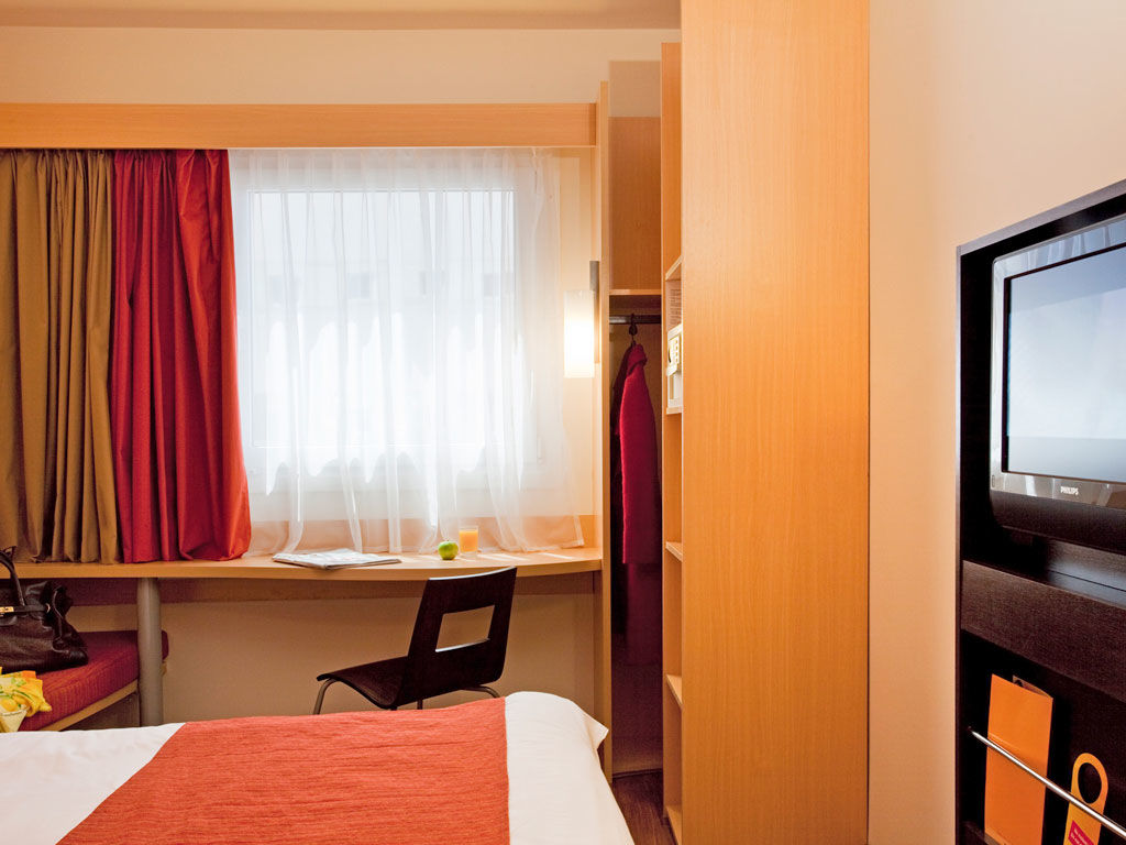 Ibis Buenos Aires Obelisco Hotel Bagian luar foto